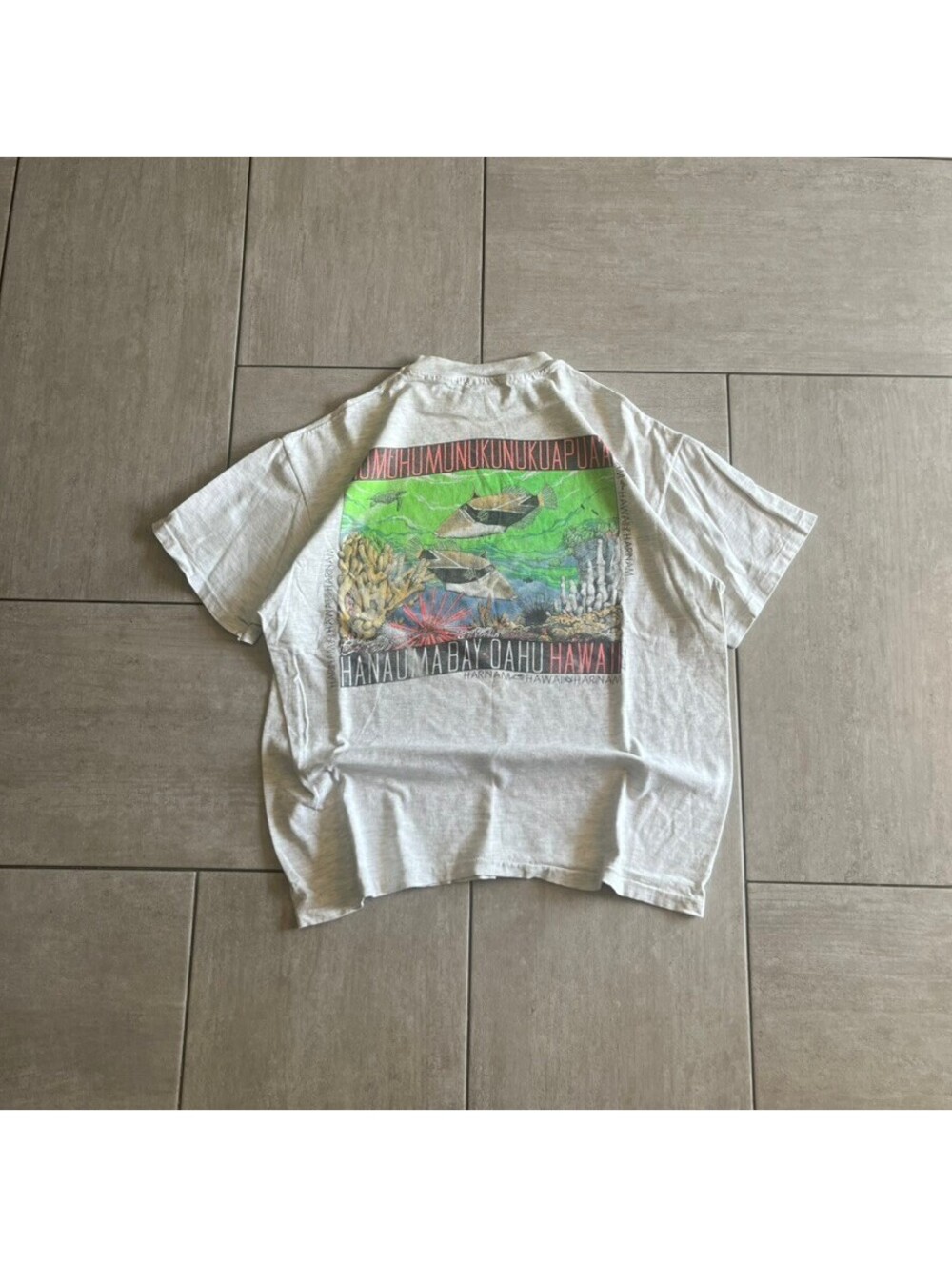 Vintage Hanes Best-T Large Graphic Tee with Hawaii Hanauma Bay Print